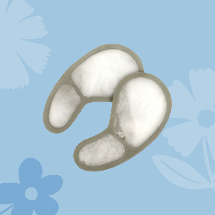 Keep Me Cool by Issviva includes soft, reusable cooling bra inserts designed to soothe hot flushes and provide all-day comfort.
